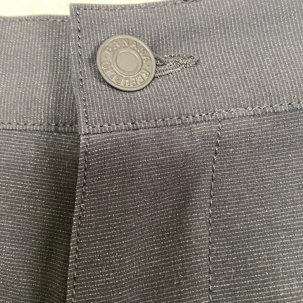 Banana Republic Men’s Shorts Size 36